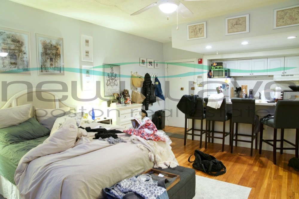 224 Commonwealth Ave, Back Bay