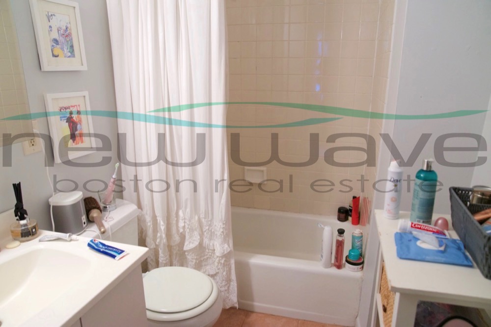 224 Commonwealth Ave, Back Bay