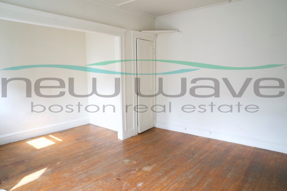 1175 Boylston St, Fenway
