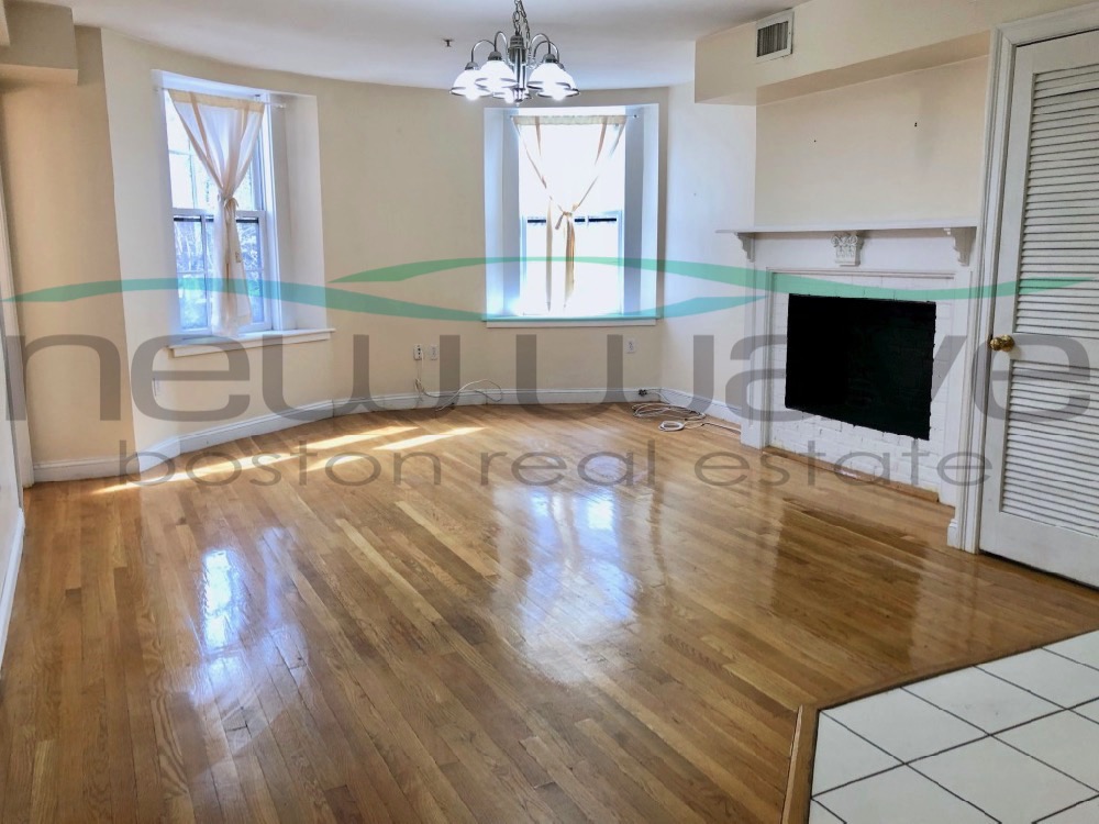 34 Mount Vernon St, Beacon Hill