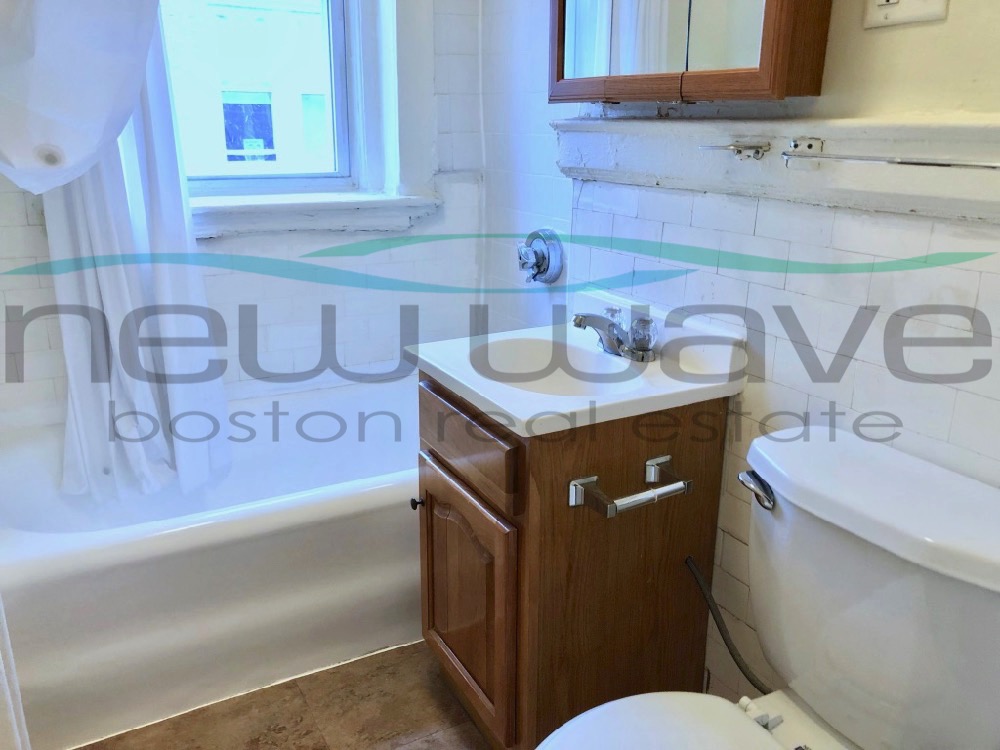 1167 Boylston St, Fenway