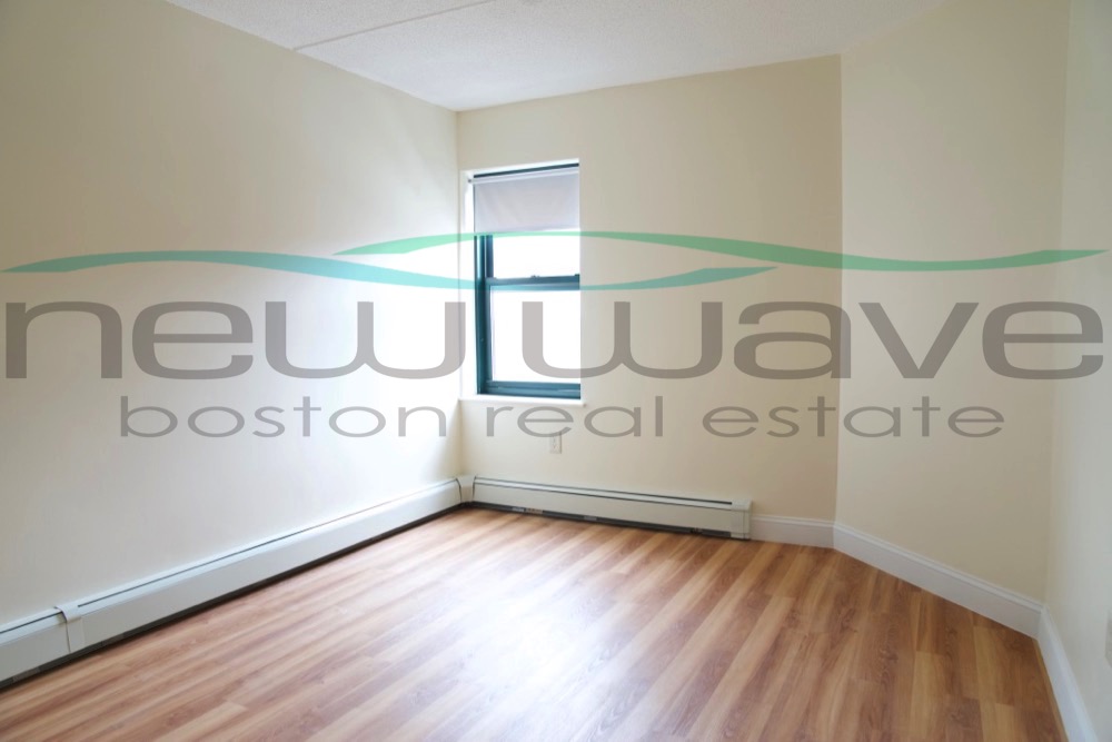 400 Massachusetts Ave, South End