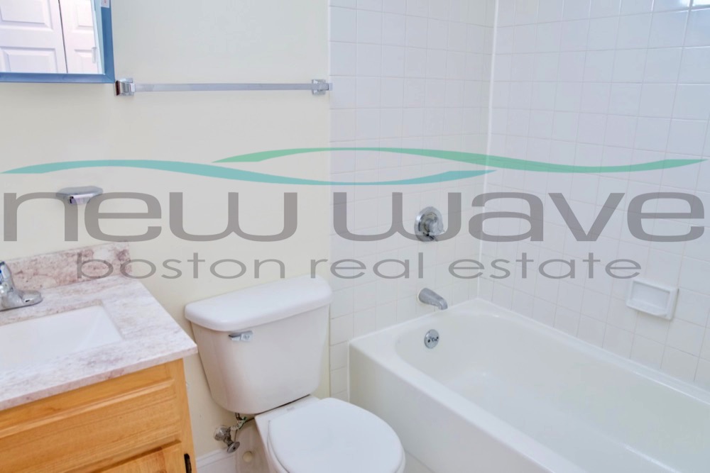 400 Massachusetts Ave, South End