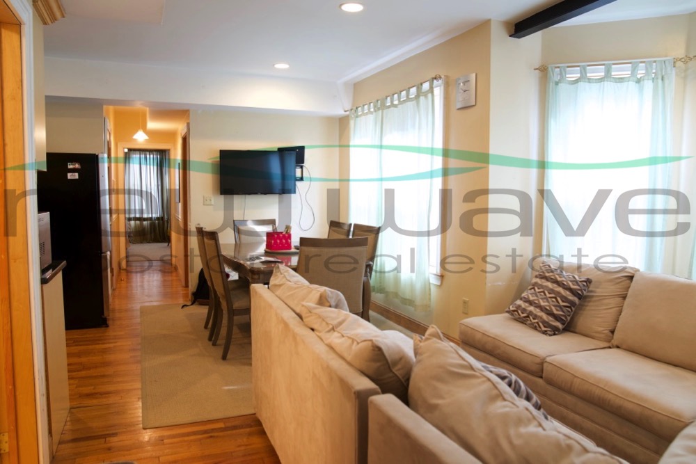 1031 Tremont St, South End