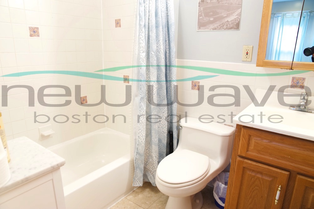 1031 Tremont St, South End