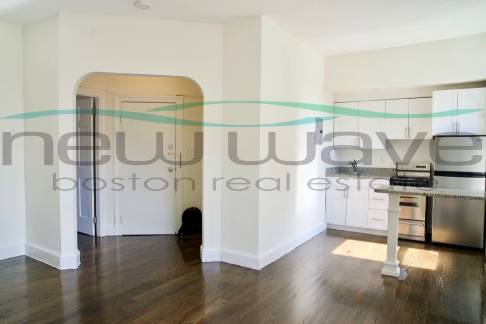 304 Berkeley St, Back Bay