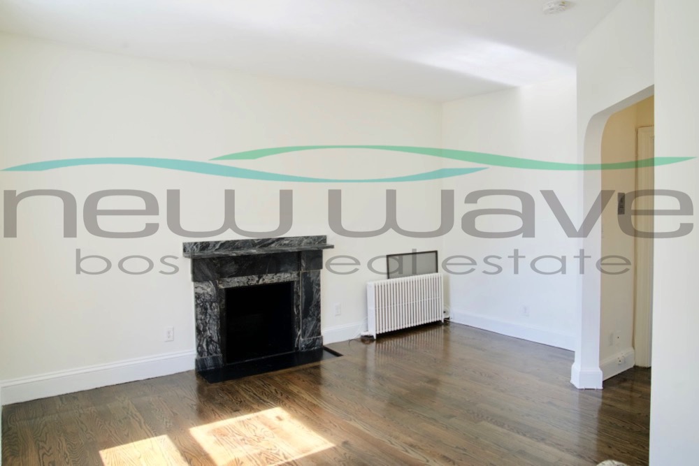 304 Berkeley St, Back Bay