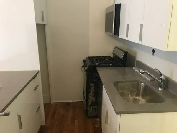 Studio bed, 1 bath apartment for rent at 86 Charles St Unit 5, Beacon Hill — photo 3 of 7
