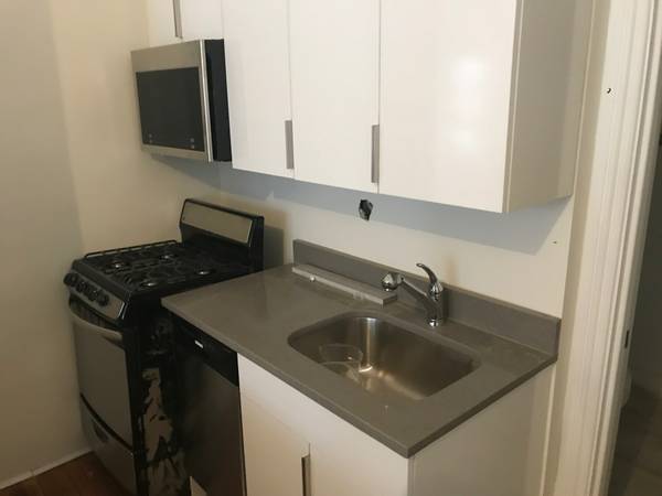 Studio bed, 1 bath apartment for rent at 86 Charles St Unit 5, Beacon Hill — photo 7 of 7