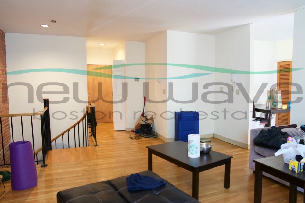 95 Gainsborough St, Fenway