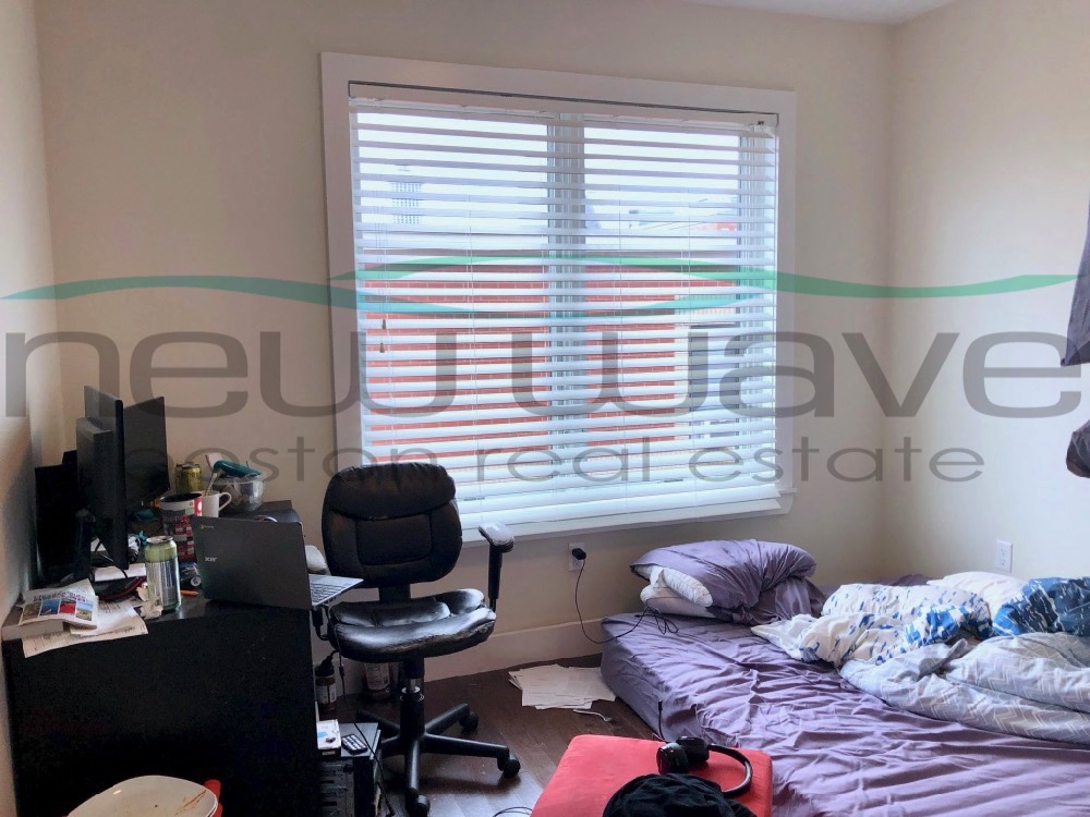 659 Massachusetts Ave, South End