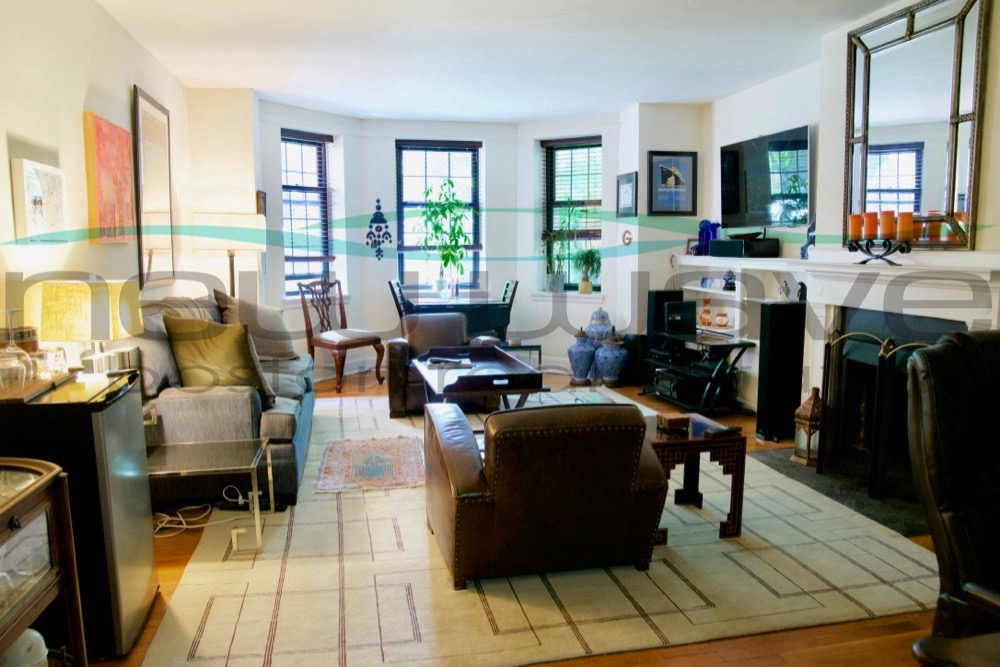 1 bed, 1 bath apartment for rent at 31 Marlborough St Unit 1F, Back Bay