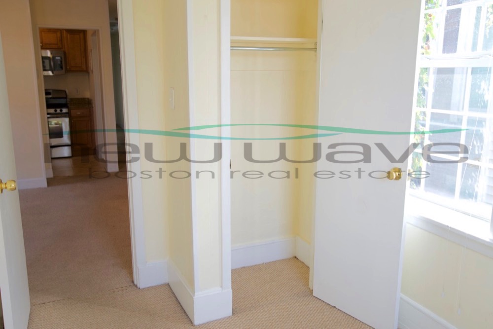 2 bed, 1 bath apartment for rent at 51 Phillips St Unit 6, Beacon Hill — photo 4 of 11