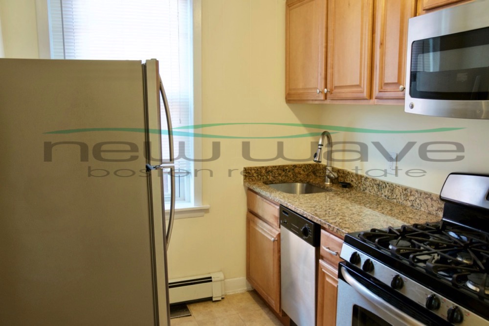 2 bed, 1 bath apartment for rent at 51 Phillips St Unit 6, Beacon Hill — photo 5 of 11