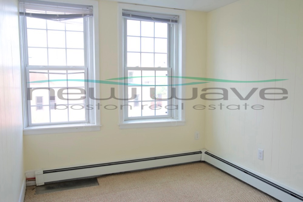 2 bed, 1 bath apartment for rent at 51 Phillips St Unit 6, Beacon Hill — photo 6 of 11