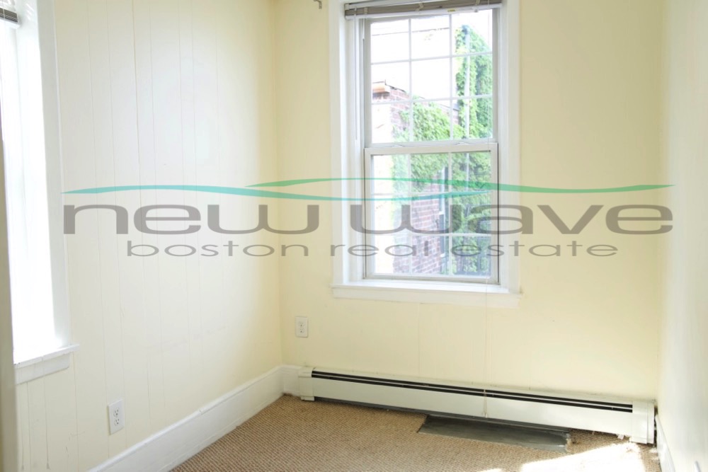 2 bed, 1 bath apartment for rent at 51 Phillips St Unit 6, Beacon Hill — photo 9 of 11