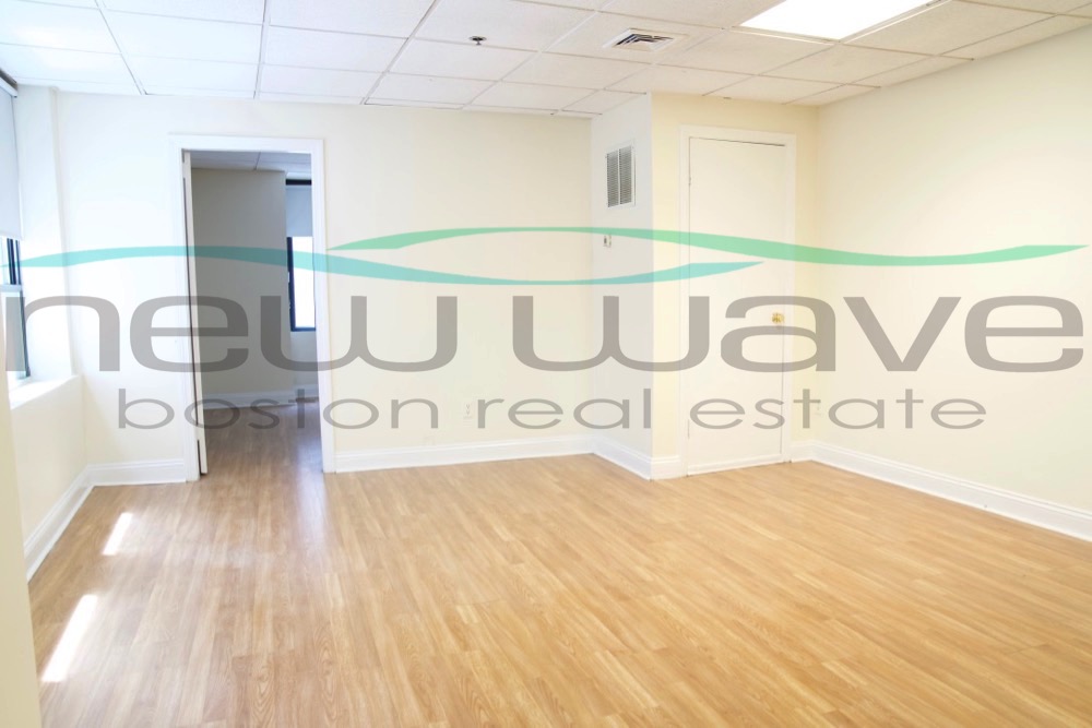 62 Boylston St, Downtown