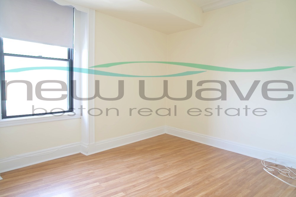 62 Boylston St, Back Bay