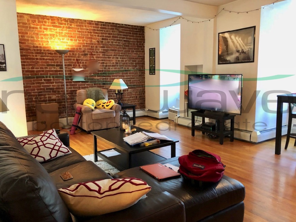 23 Worcester Sq, South End