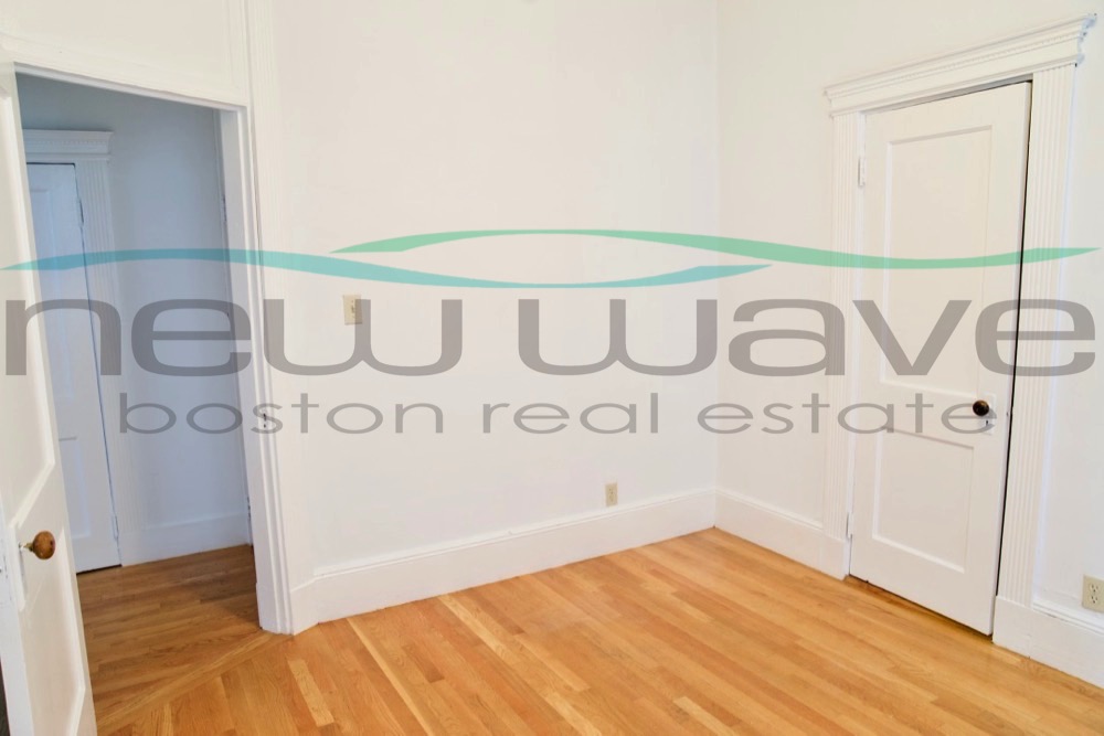 28 Westland Ave, Fenway