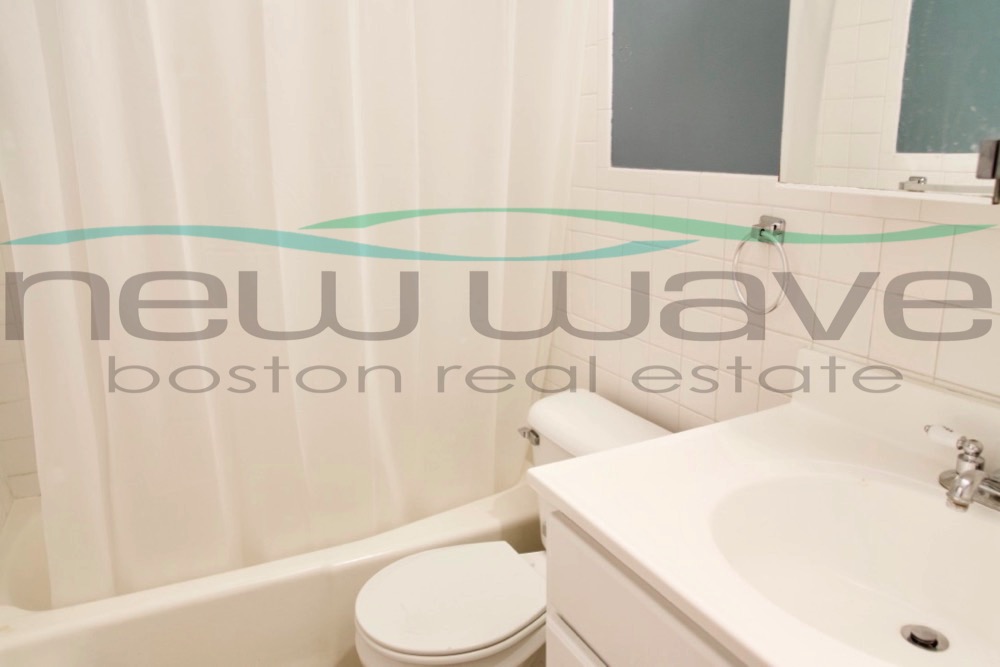 1 bed, 1 bath apartment for rent at 13 Fayette St Unit A, Back Bay — photo 5 of 6
