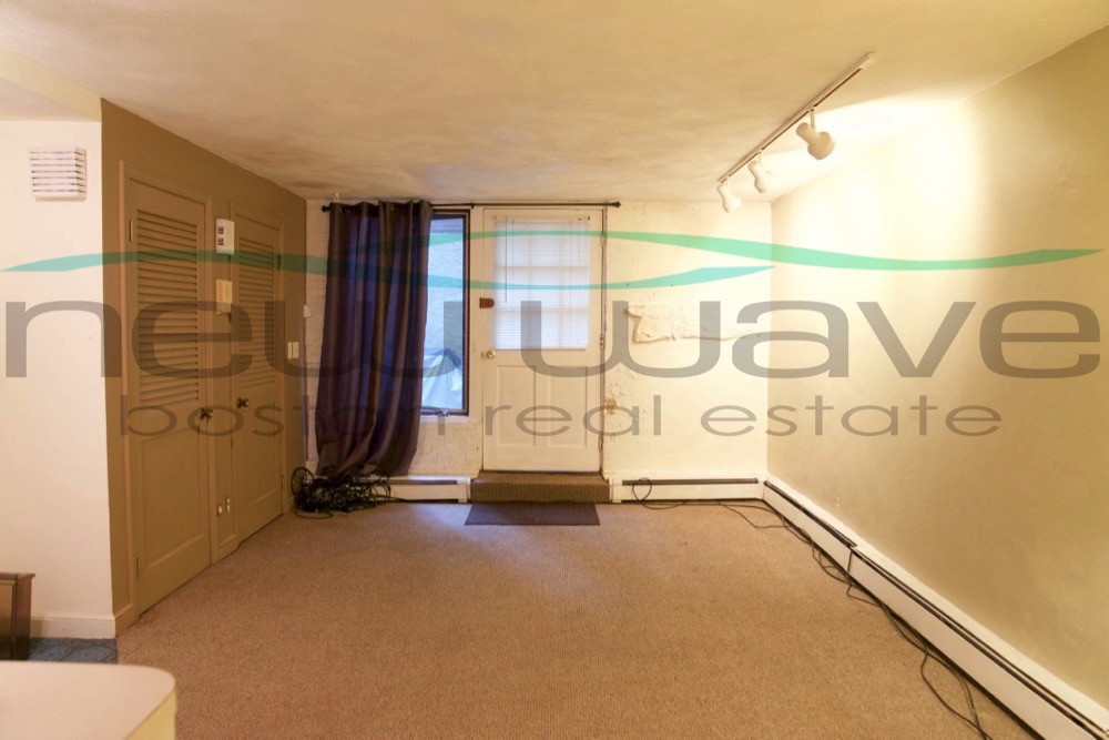 1 bed, 1 bath apartment for rent at 13 Fayette St Unit A, Back Bay — photo 2 of 6