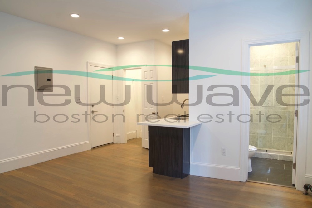 11 Queensberry St, Fenway