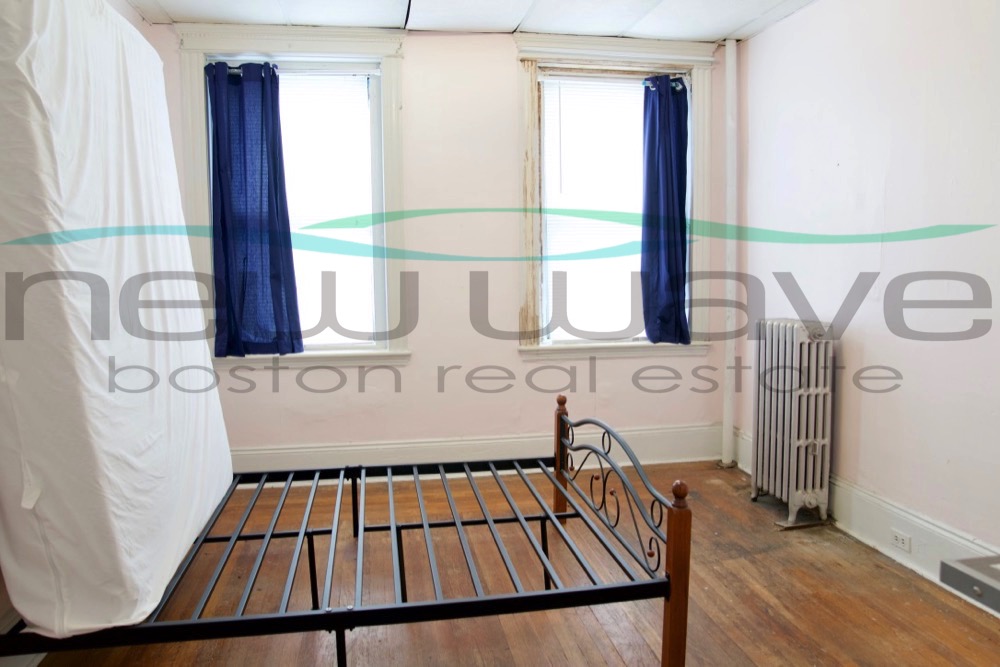 104 Hemenway St, Fenway