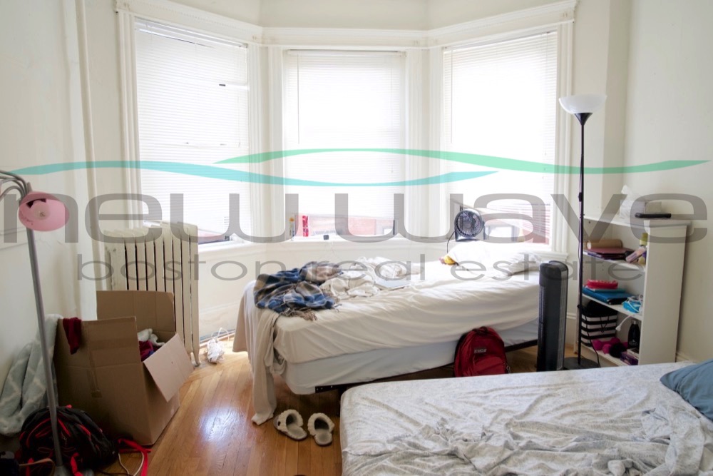 1 bed, 1 bath apartment for rent at 108 Hemenway St Unit 12, Fenway — photo 1 of 7