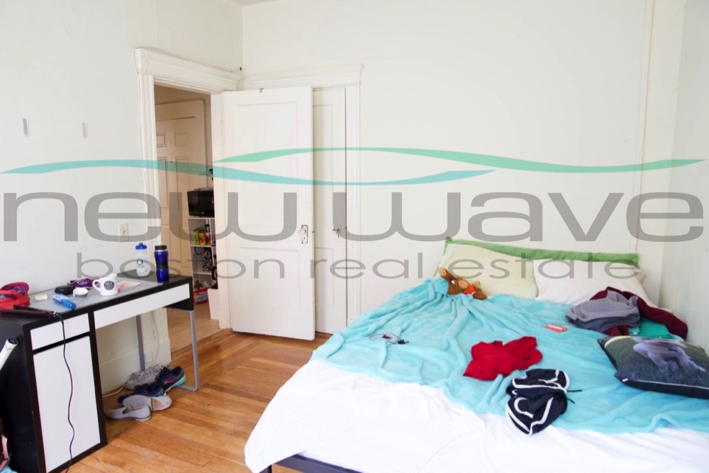 1 bed, 1 bath apartment for rent at 108 Hemenway St Unit 12, Fenway — photo 3 of 7