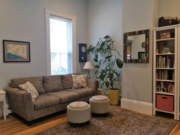2 bed, 1 bath apartment for rent at 68 Telegraph St Unit 2, South Boston