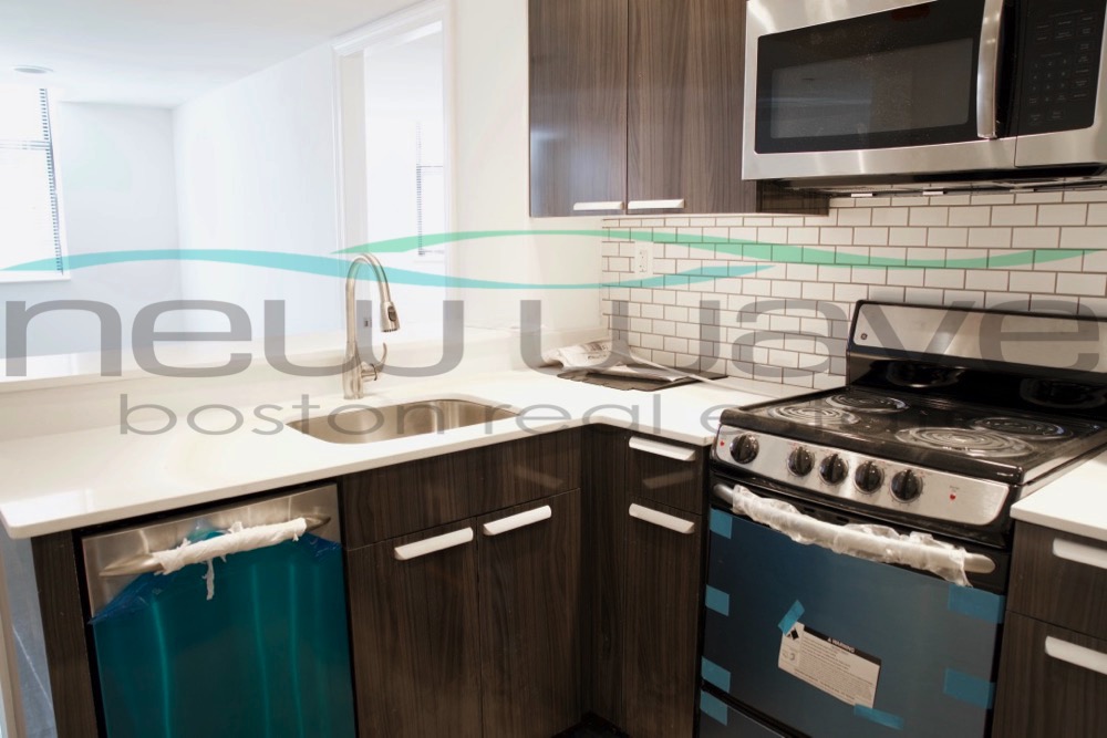 100 Queensberry St, Fenway