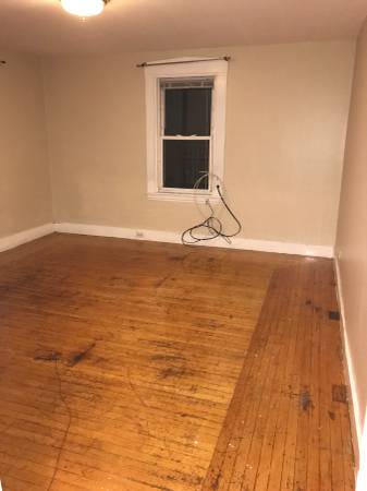 4 bed, 1 bath apartment for rent at 335 Dorchester St, South Boston — photo 8 of 16