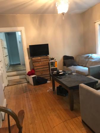 4 bed, 1 bath apartment for rent at 335 Dorchester St, South Boston — photo 16 of 16