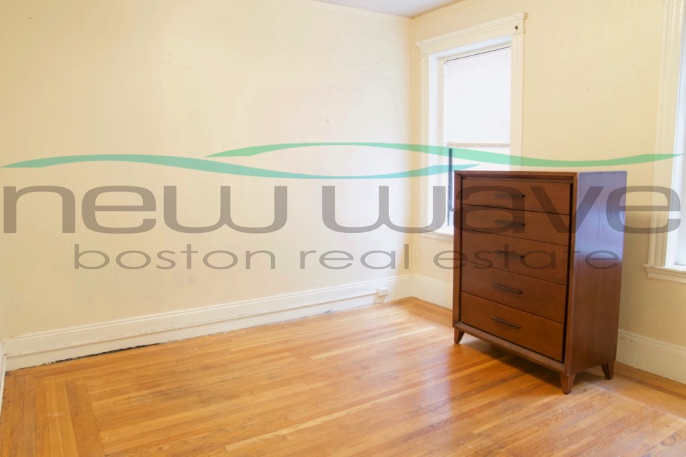 108 Hemenway St, Fenway