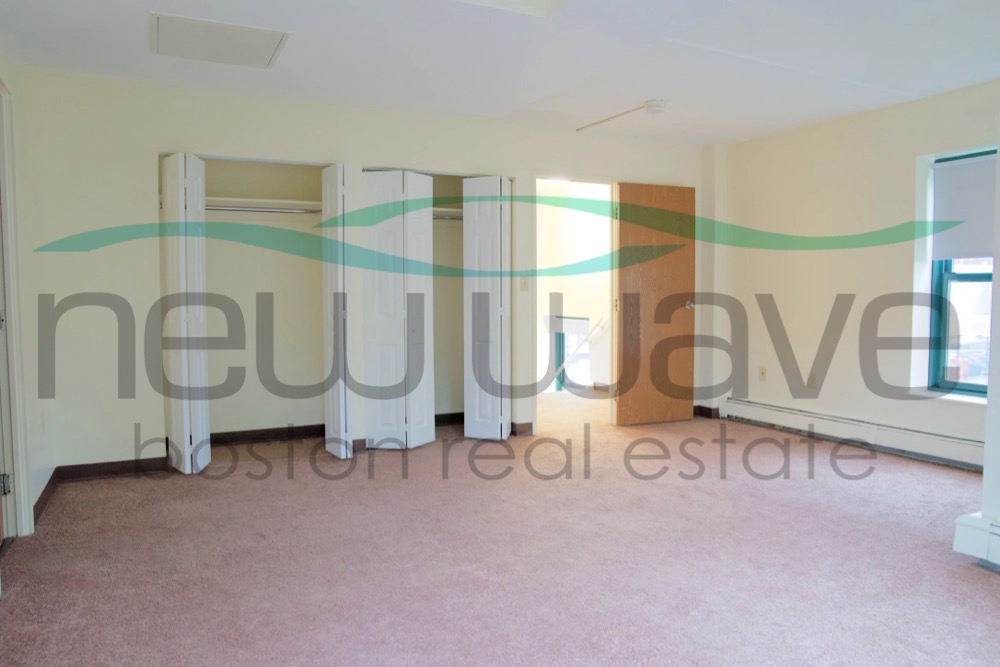 400 Massachusetts Ave, South End