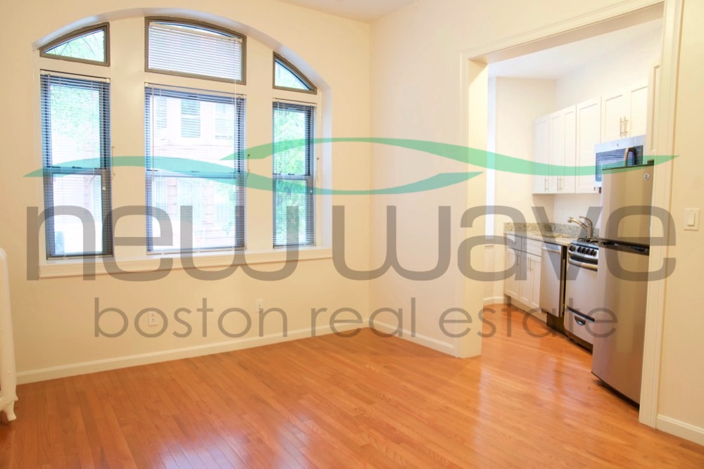 33 Haviland St, Back Bay