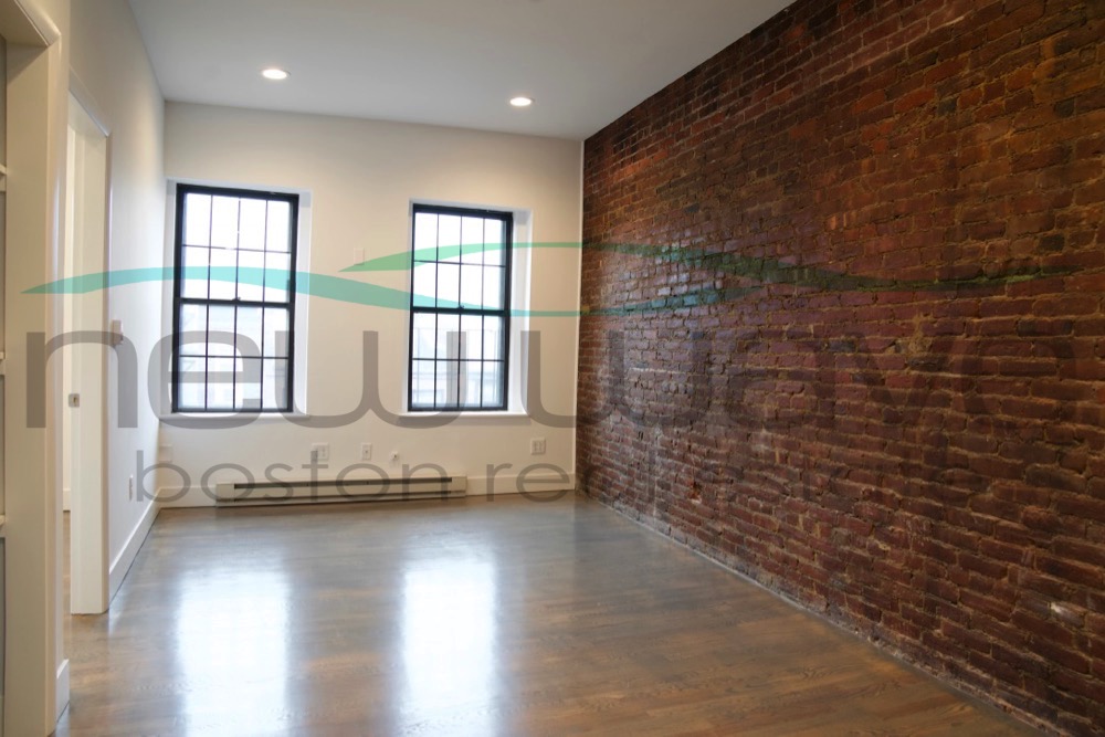 88 West Cedar St, Beacon Hill