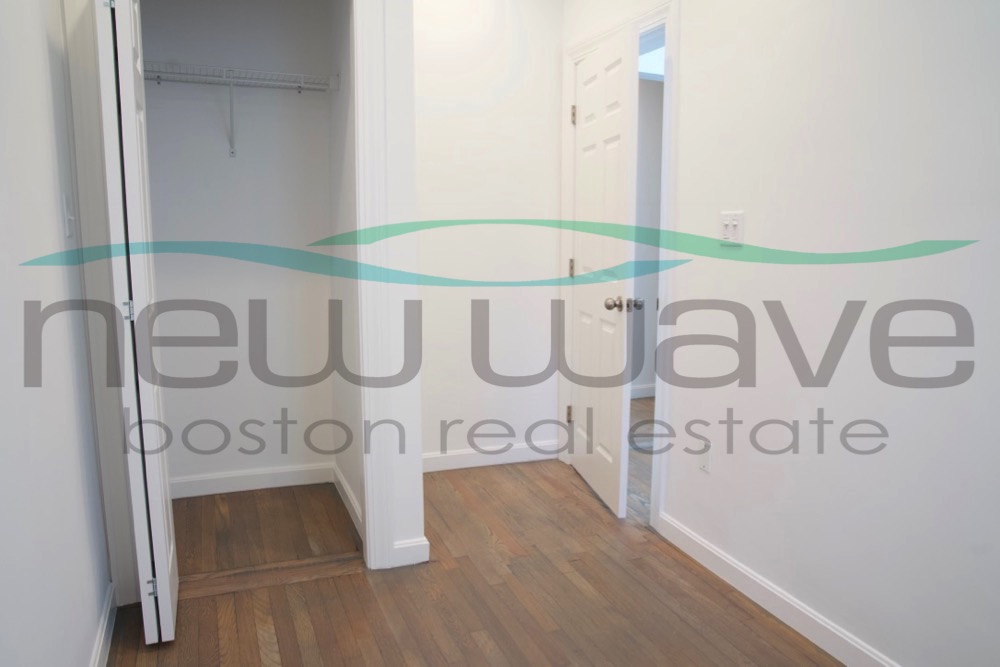 11 Peterborough St, Fenway