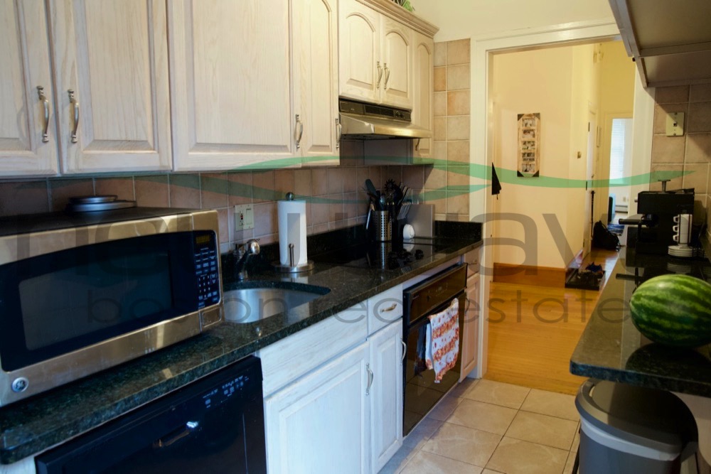 269 Newbury St, Back Bay