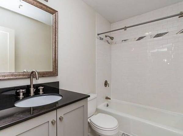 492 Massachusetts Ave, South End