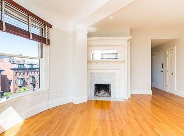 492 Massachusetts Ave, South End