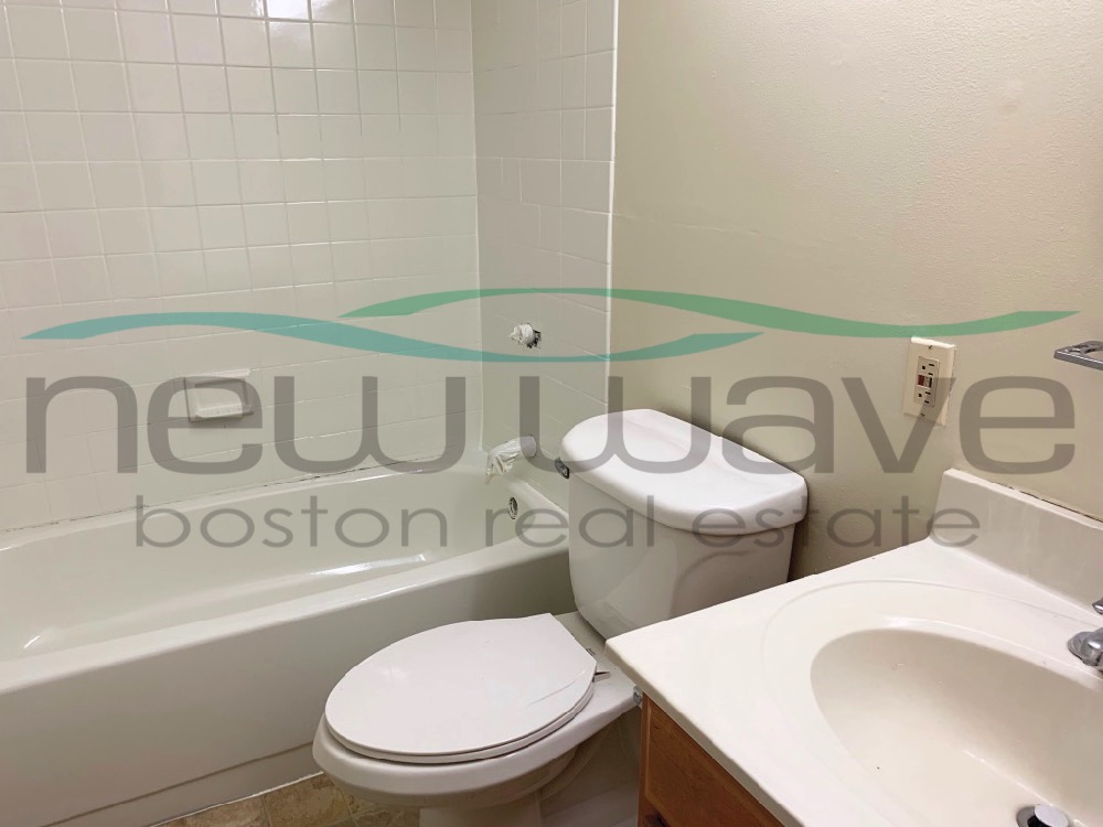 78 Westland Ave, Fenway