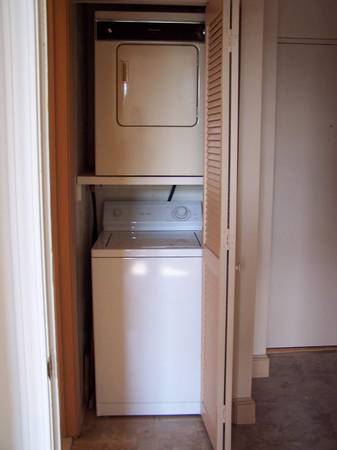 14 John Eliot Sq, Roxbury