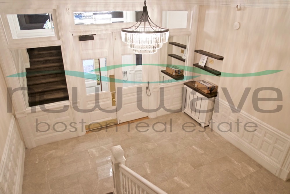 290 Commonwealth Ave, Back Bay