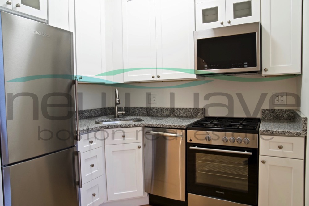 290 Commonwealth Ave, Back Bay