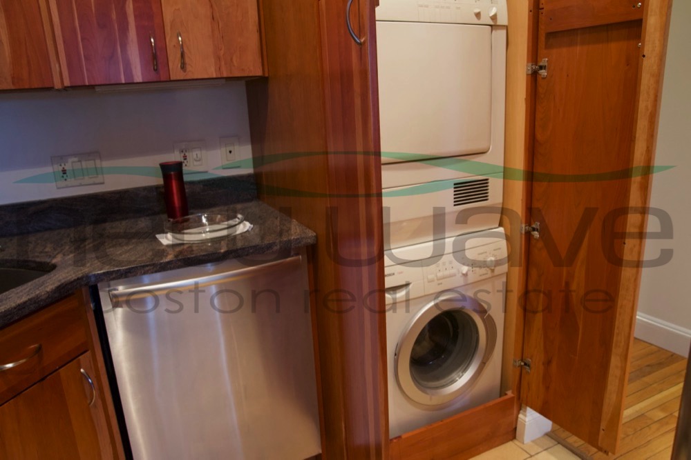 325 Columbus Ave, South End