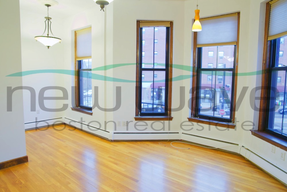 10 Columbus Sq, South End