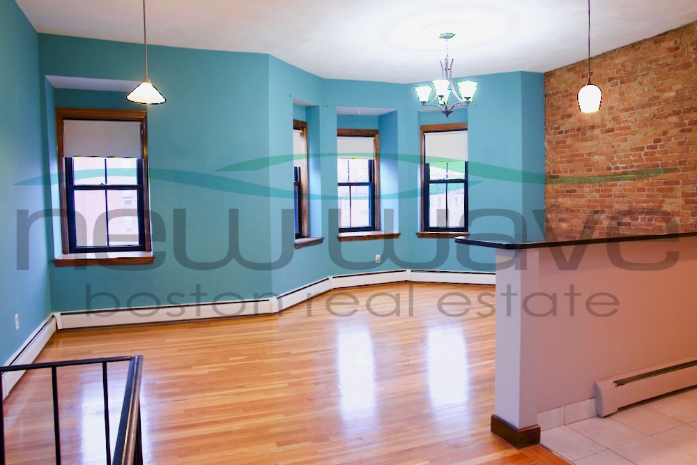 10 Columbus Sq, South End