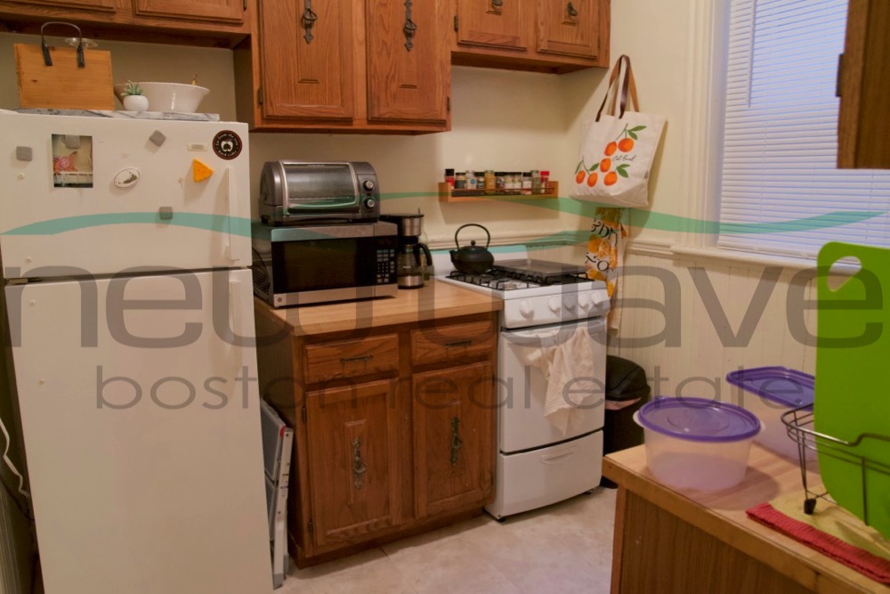 Studio bed, 1 bath apartment for rent at 195 Park Dr Unit 24, Fenway — photo 4 of 5
